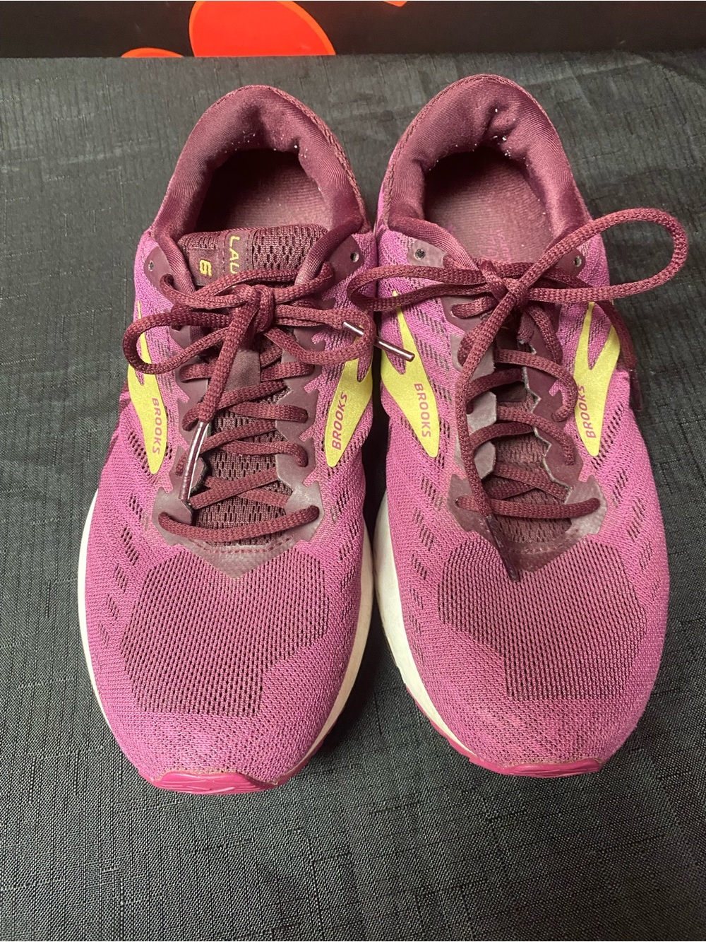 Brooks Launch 6 Women’s Size 8 Running Shoes Pink Purple Athletic